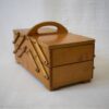 ソーイングBOX・お裁縫箱 / ハンドル付き二段・スウェーデン - 画像 (3)
