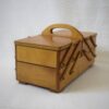 ソーイングBOX・お裁縫箱 / ハンドル付き二段・スウェーデン - 画像 (5)