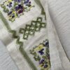ビオラのテーブルセンター / 刺繍絵・スウェーデン - 画像 (4)