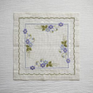 スミレの花 / 刺繍絵・スウェーデン