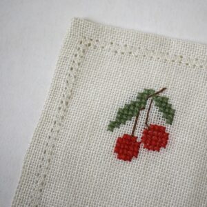 サクランボ / 刺繍クロス・スウェーデン