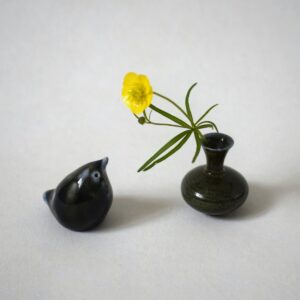 鳥の置き物とミニチュアの花瓶 / Hoganas Keramik・ホガナス / スウェーデン