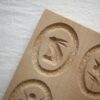 木彫りの鳥とウサギとお花たち・古い菓子型 / スウェーデン - 画像 (3)