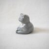 猫の置き物・ブルーグレー / Rosa Ljung・ロサユング / DECO・デコ社 - 画像 (2)