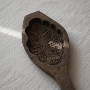 木彫りの菓子型・植物文様 / Woodcraft・木工芸