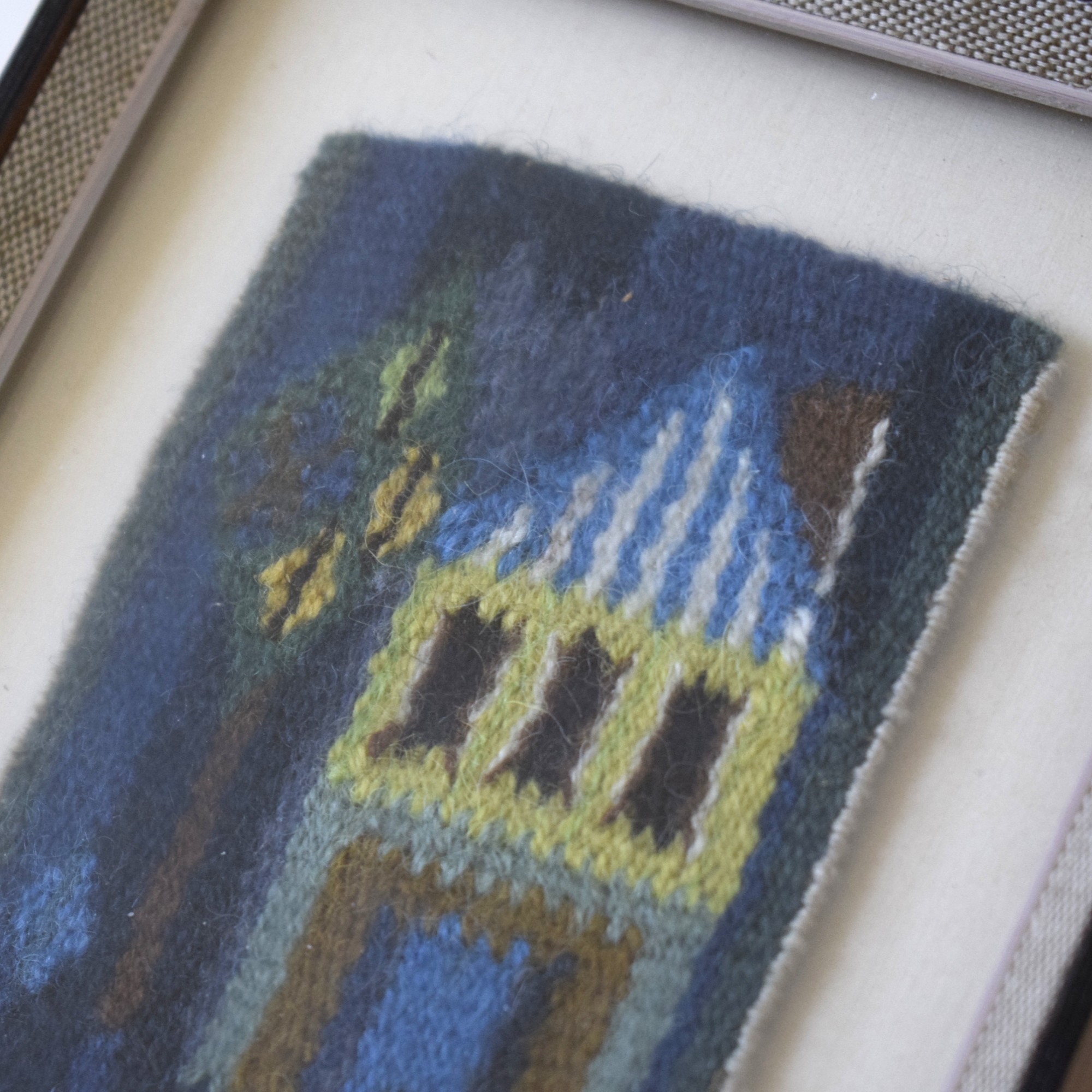 お家の絵・フレミッシュ織り / 額装済み・スウェーデン - 画像 (2)