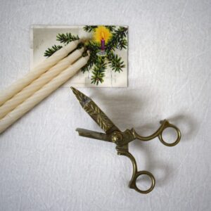 植物模様のろうそく消し・真鍮製 / スウェーデン