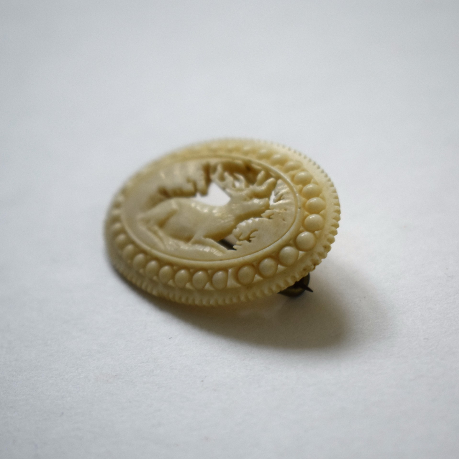 トナカイのブローチ・角細工 / 横長オーバル・スウェーデン - 画像 (6)