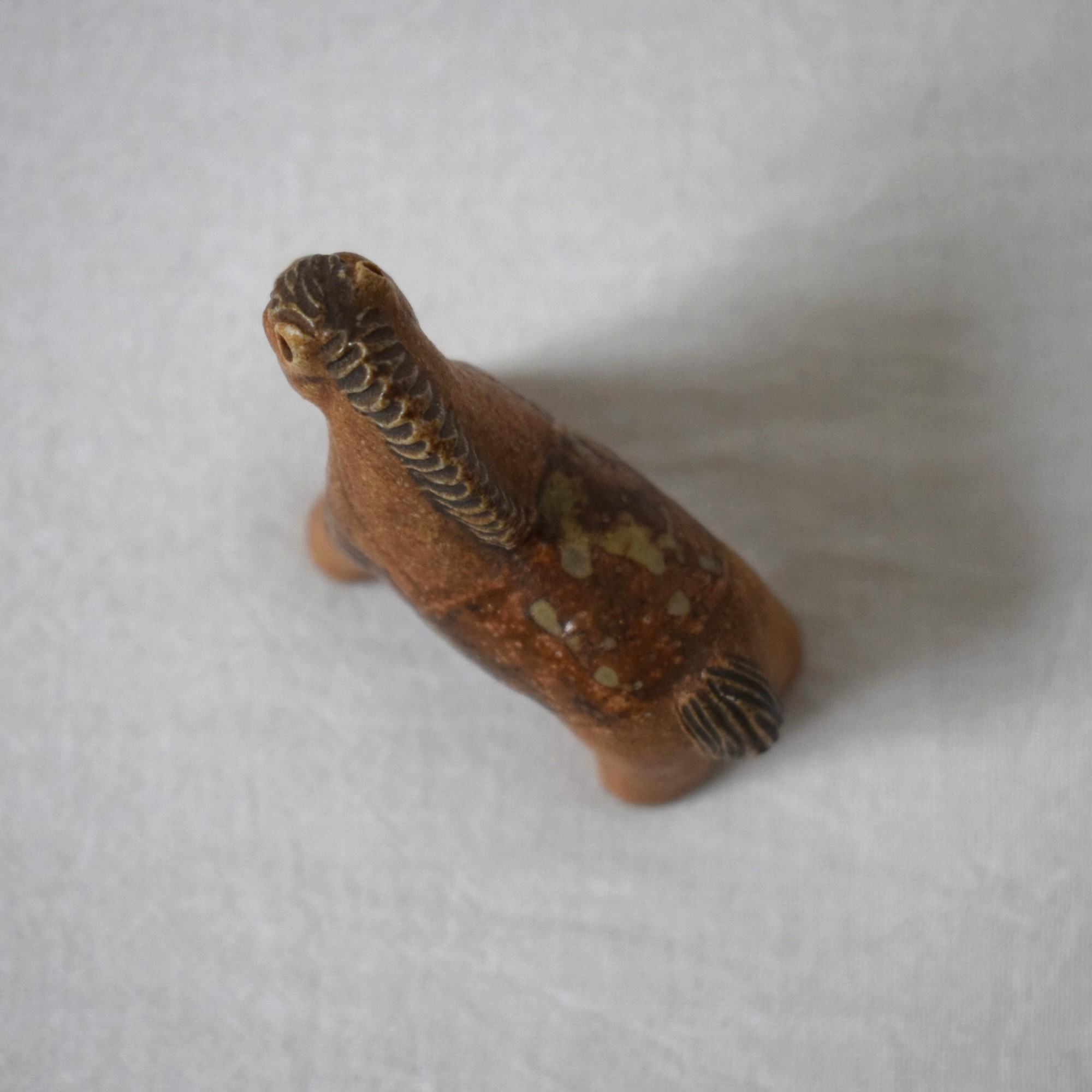 馬の置物・鞍あり大きめ / Rutebo・ルーテボ - 画像 (6)