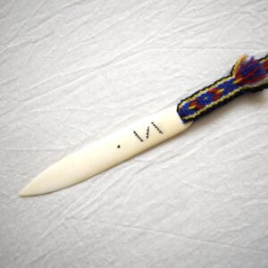 レターオープナー / 角細工・トナカイの角 / サーミ族の伝統工芸品