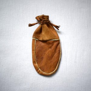 Kaffepåse・ポーチ / トナカイの革・サーミ族の伝統工芸品