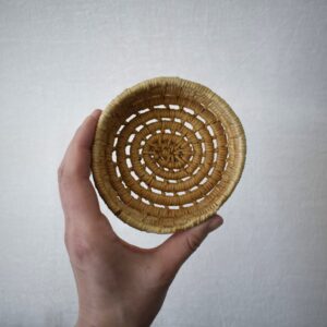 まるい籠 / ロットスロイド・Rotslöjd / サーミ族の伝統工芸品