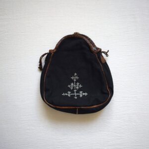 古いポーチ / ピューター刺繍 / サーミ族の伝統工芸品