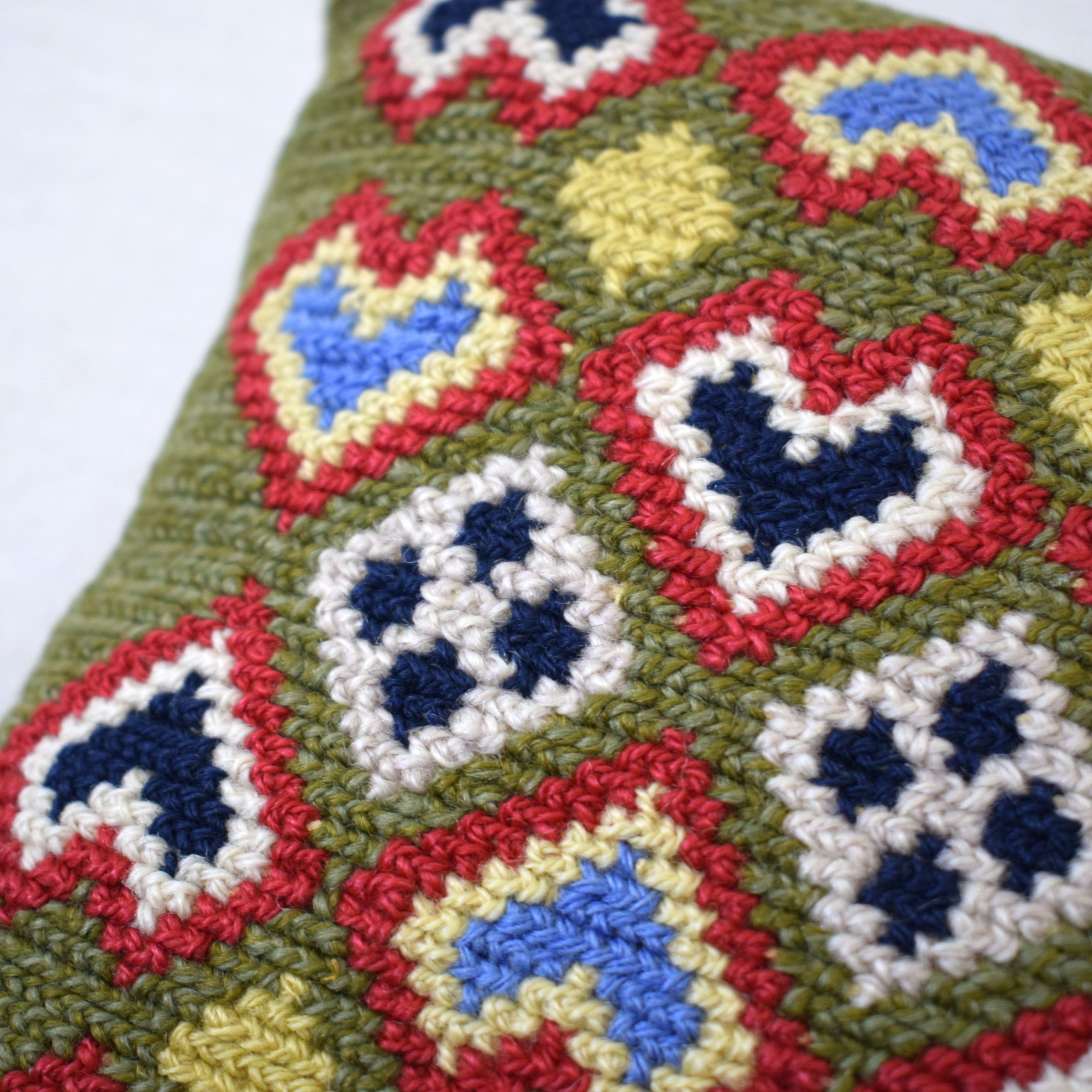 ♡のTVISTクッション / スウェーデン手刺繍・北欧 - 画像 (3)