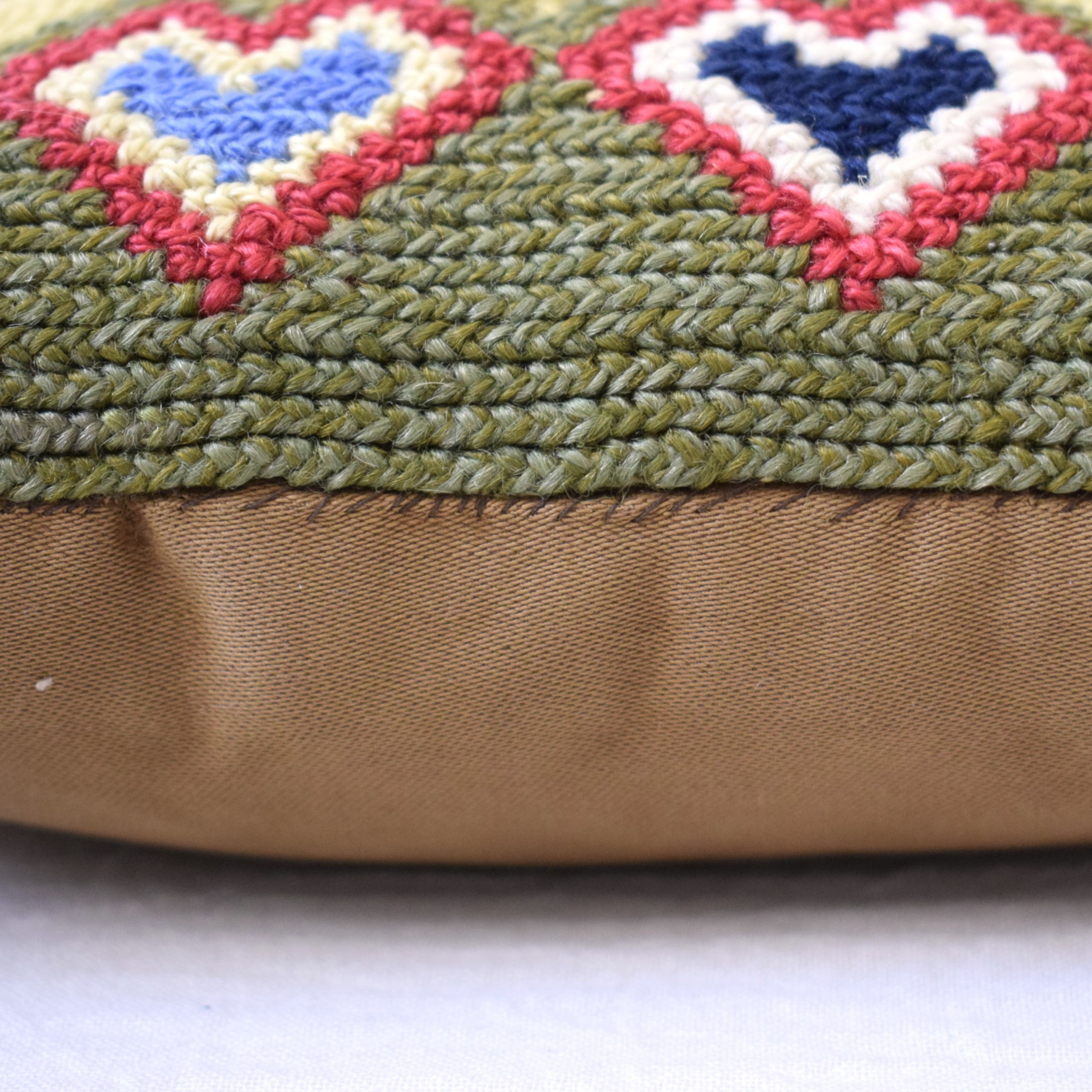 ♡のTVISTクッション / スウェーデン手刺繍・北欧 - 画像 (7)