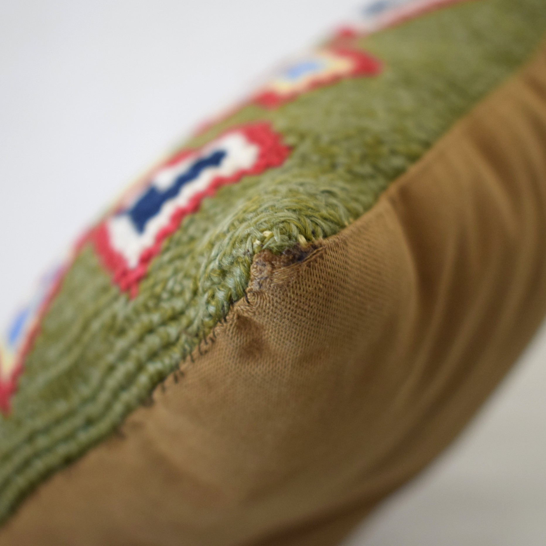 ♡のTVISTクッション / スウェーデン手刺繍・北欧 - 画像 (10)