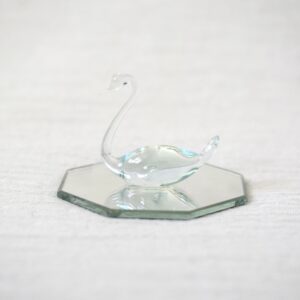 ガラスの白鳥・鏡池付き / スウェーデン