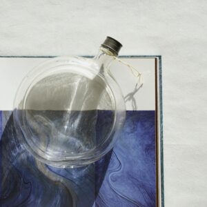 丸くて平たいガラスボトル / アンティークガラス・Unknown