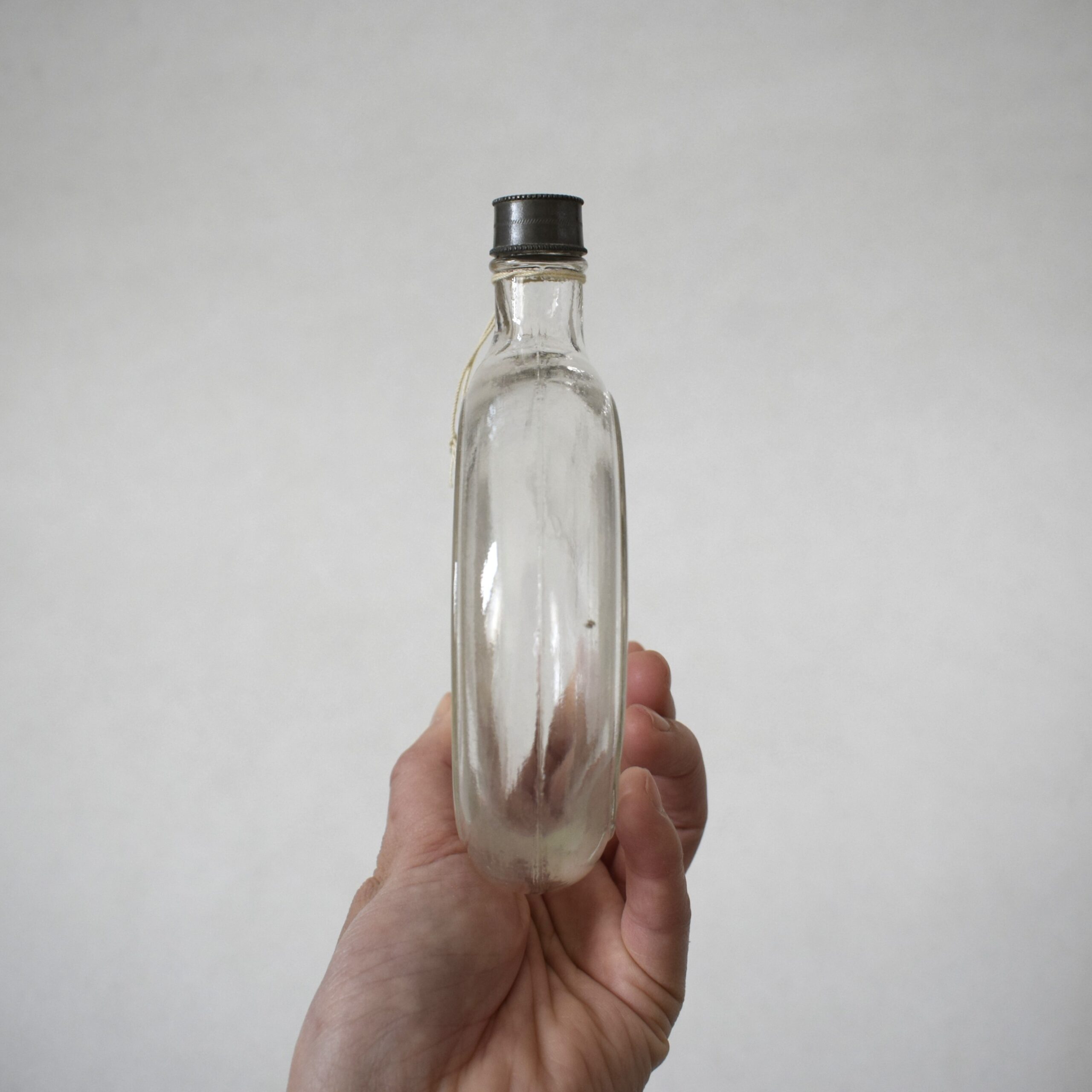 丸くて平たいガラスボトル / アンティークガラス・Unknown - 画像 (10)