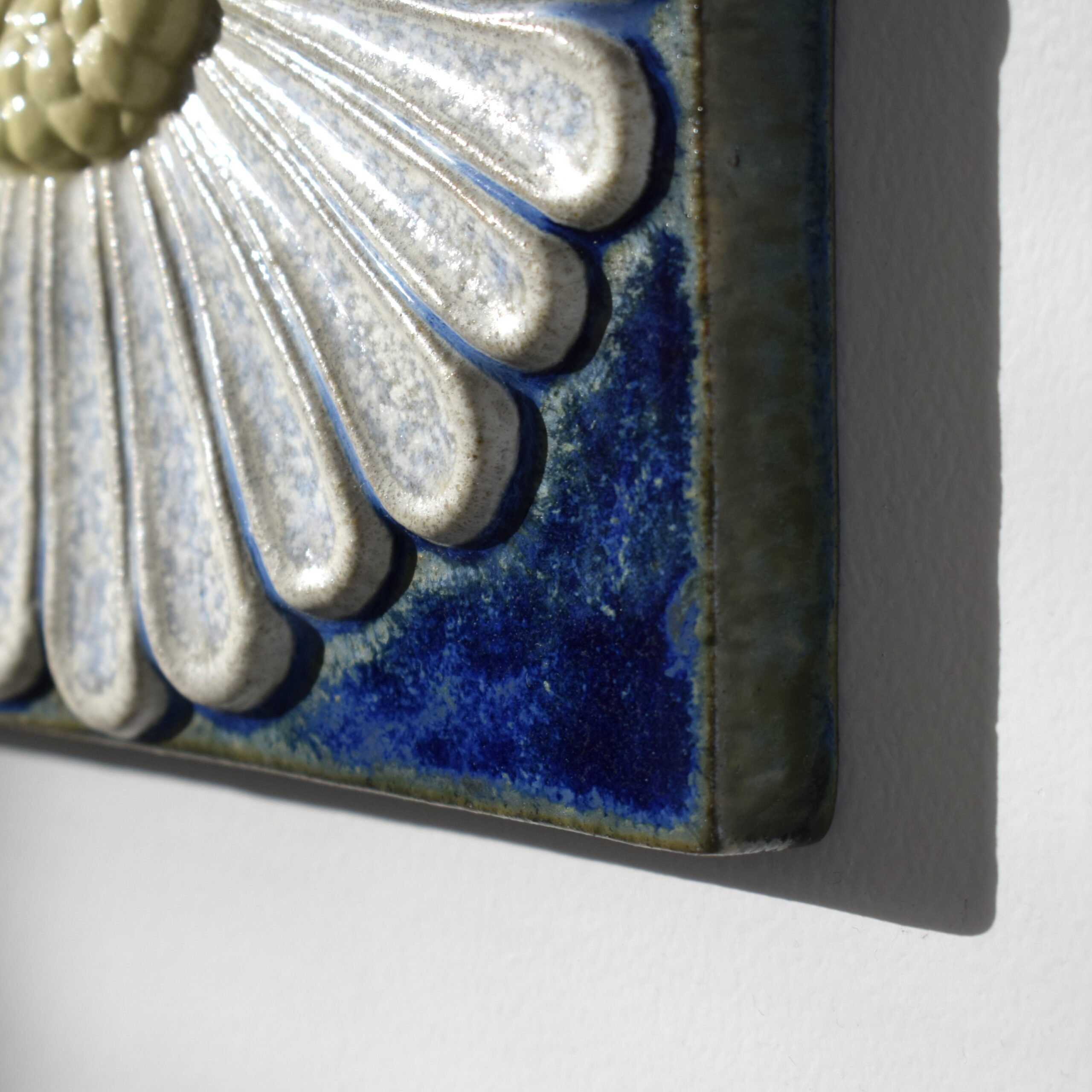 お花の陶板・マーガレット / EGO Stengods・Willy Fischer / スウェーデン - 画像 (12)