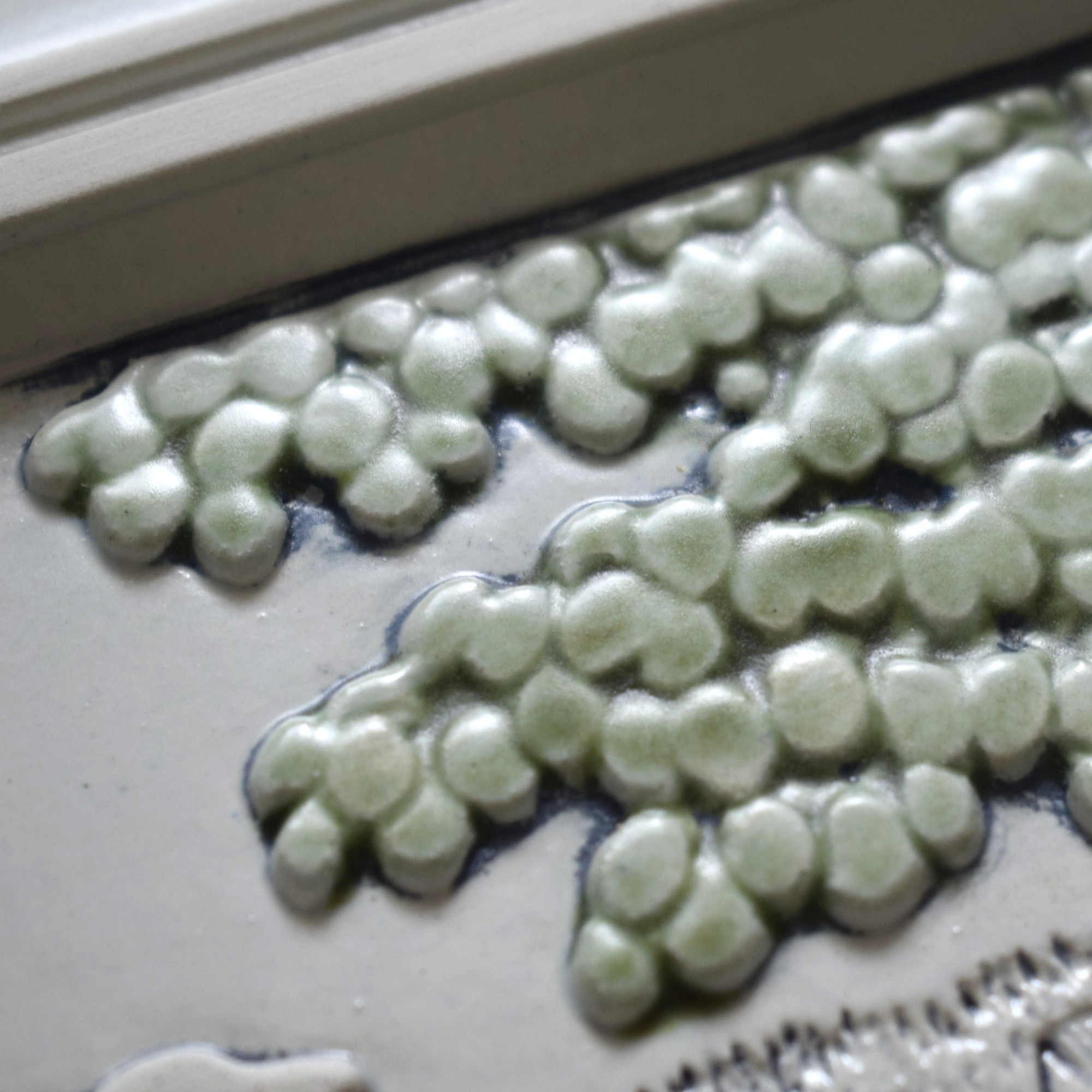 野うさぎのいる風景・陶板 / Jie Gantofta ・ジィガントフタ - 画像 (3)