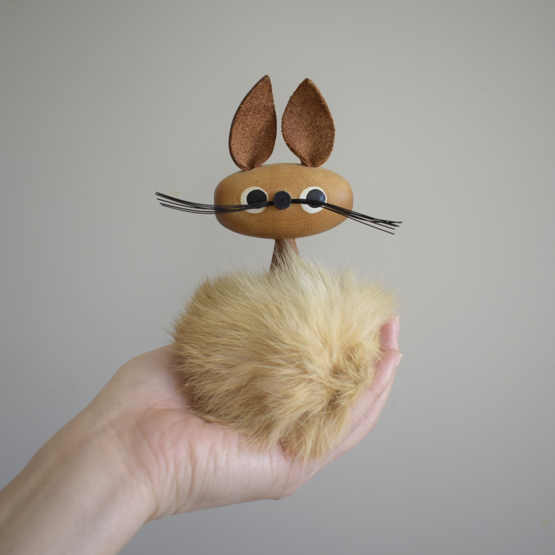 チークのうさぎ・モフモフ / Made in Sweden