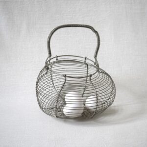 Egg Basket・卵入れ / ワイヤークラフト・France
