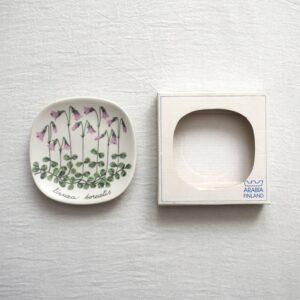 リネアソウの絵皿・箱付き / Botanicaシリーズ / アラビア・ ARABIA